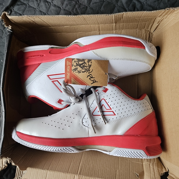 Peak Sports Red and White Sneakers - Picture 10 of 10